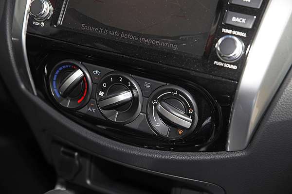 2023 Nissan Navara SL D23 Rear Wheel Drive