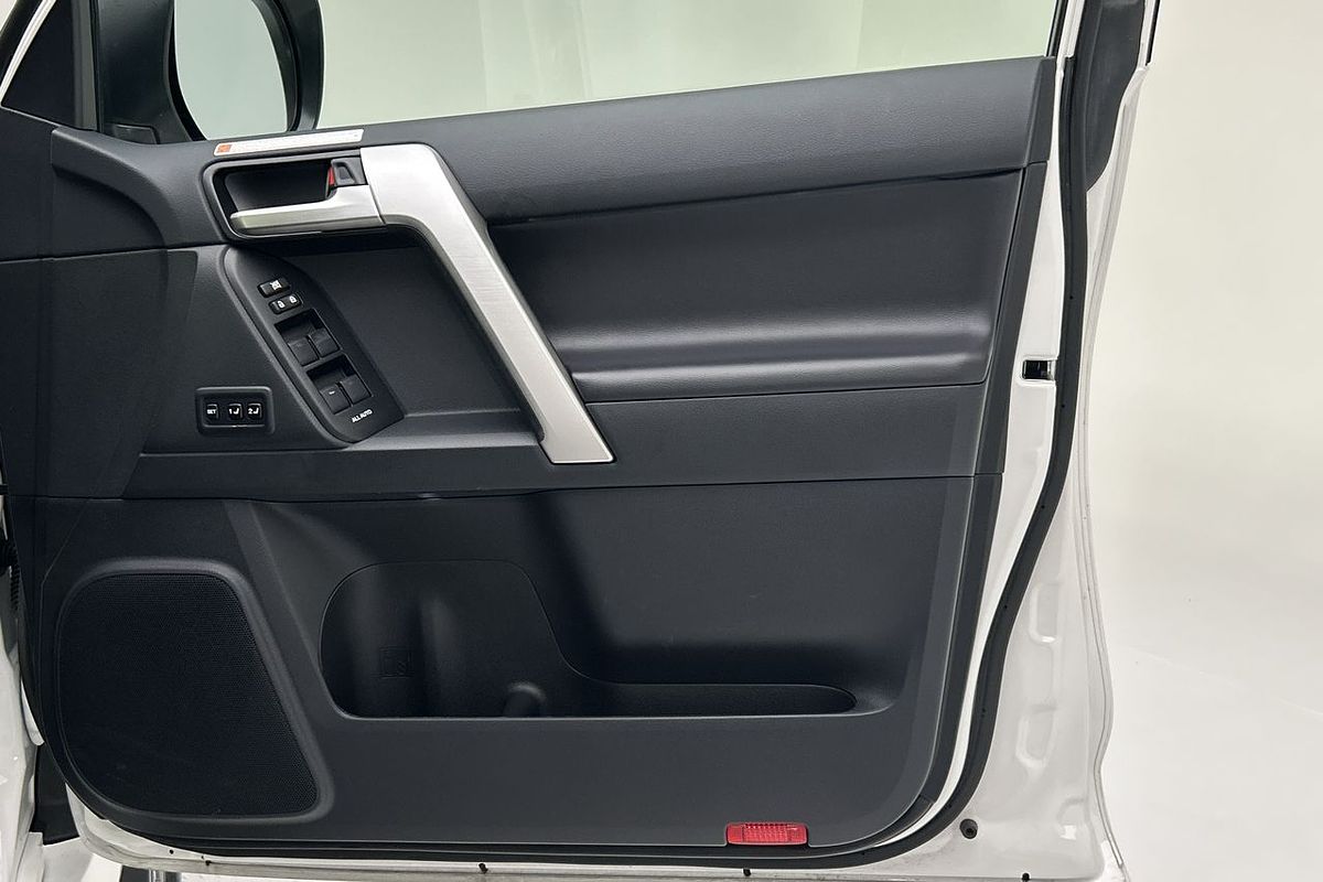 2023 Toyota Landcruiser Prado Kakadu GDJ150R