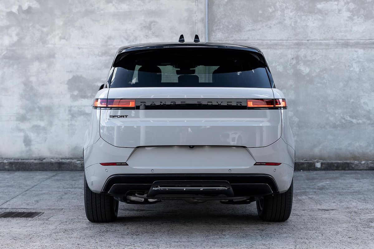 2024 Land Rover Range Rover Sport D350 Dynamic HSE L461