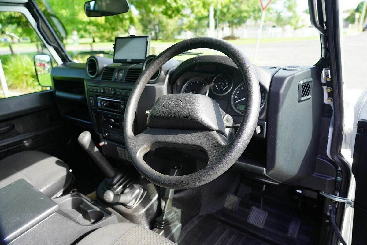 2014 Land Rover Defender 110 (4x4) MY14