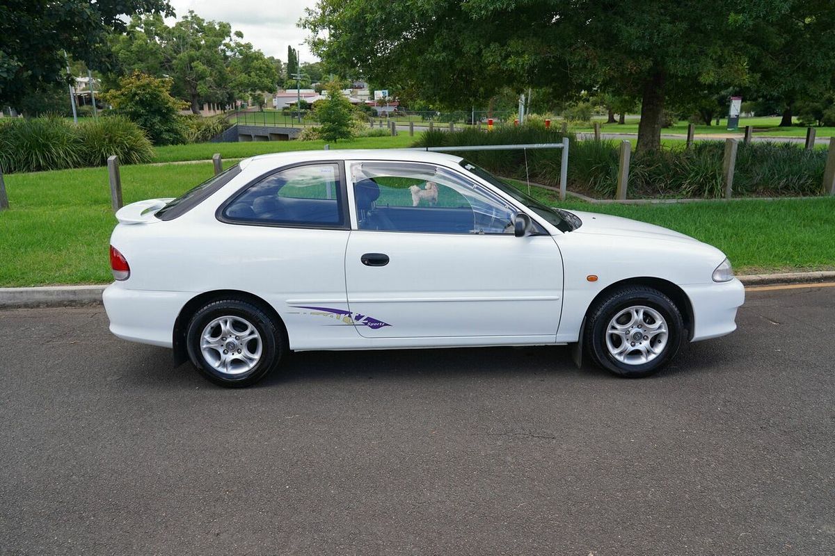 1999 Hyundai Excel GX Sportz