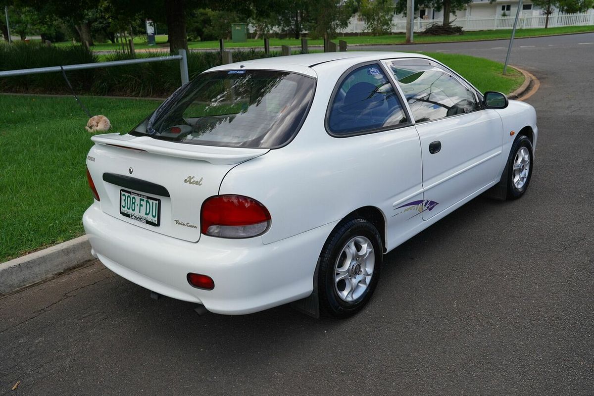 1999 Hyundai Excel GX Sportz