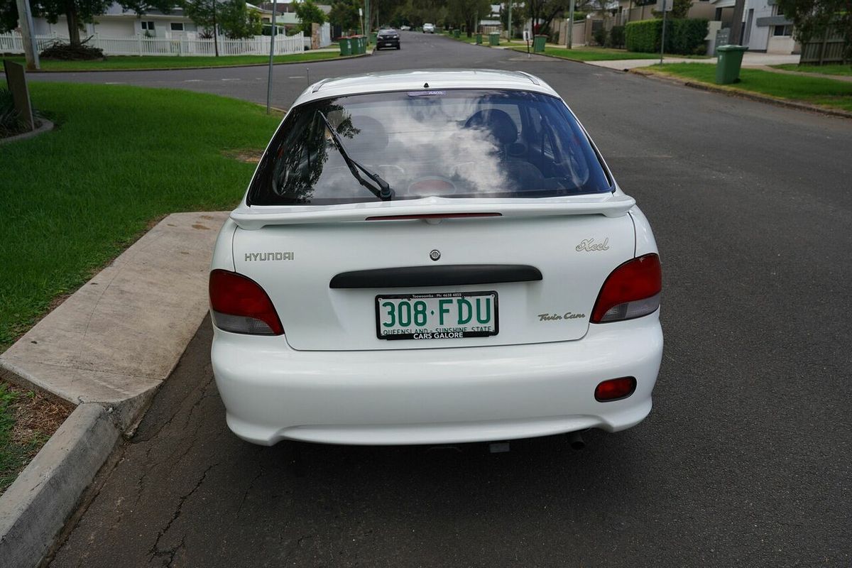 1999 Hyundai Excel GX Sportz