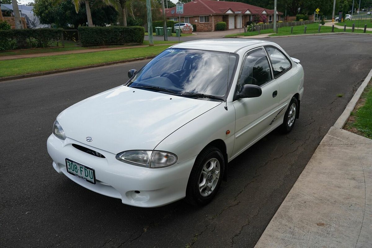 1999 Hyundai Excel GX Sportz