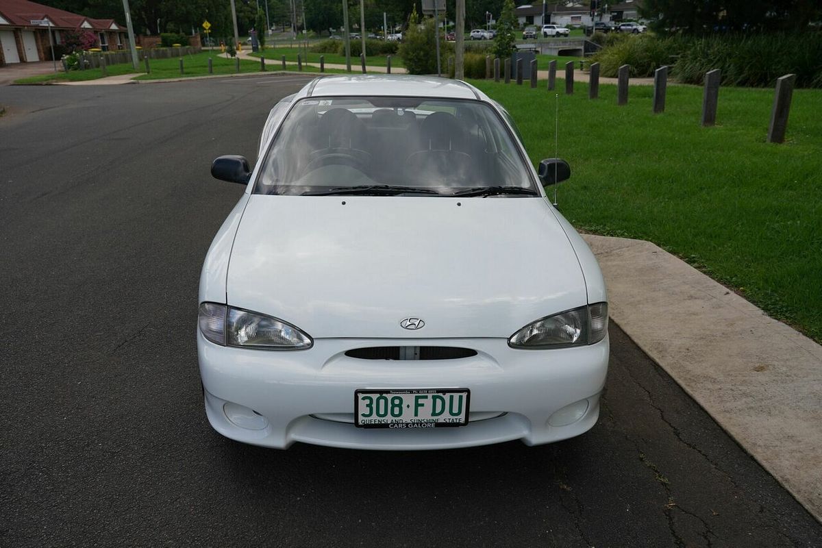 1999 Hyundai Excel GX Sportz