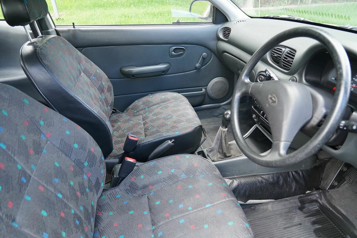 1999 Hyundai Excel GX Sportz