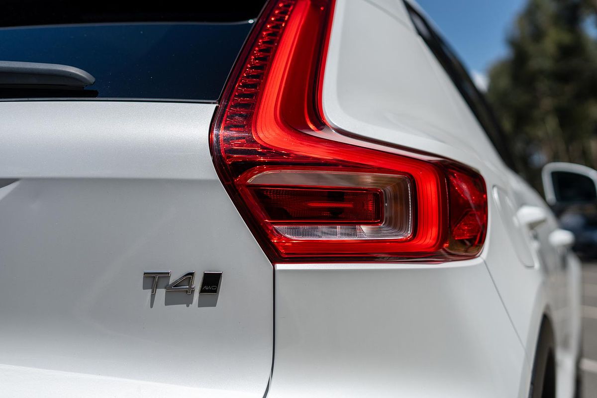2020 Volvo XC40 T4 Inscription