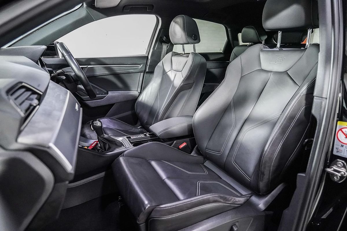 2020 Audi Q3 40 TFSI S line F3