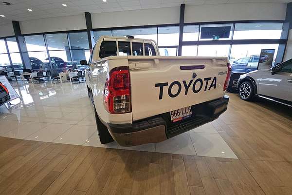 2018 Toyota Hilux SR GUN126R 4X4