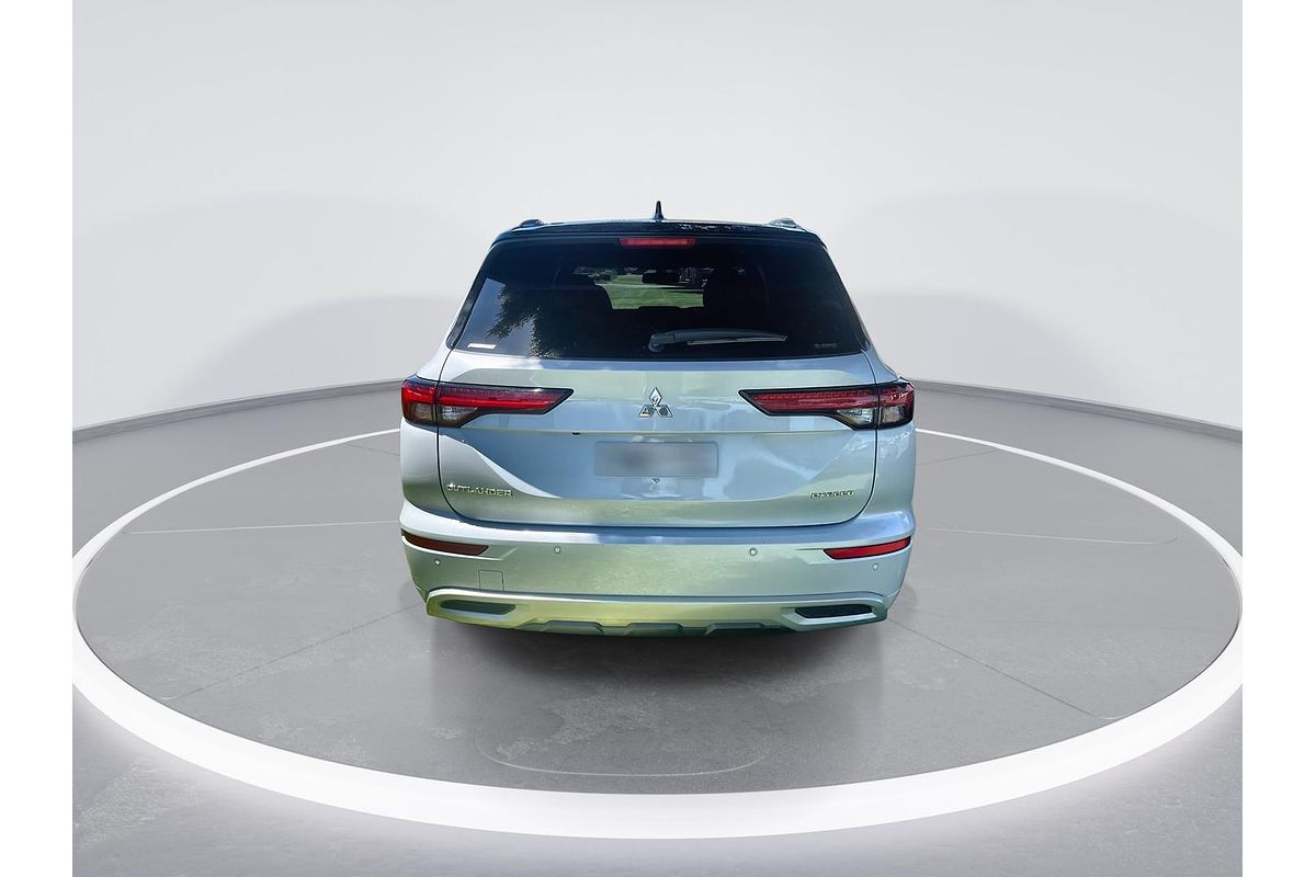 2022 Mitsubishi Outlander Exceed Tourer ZM