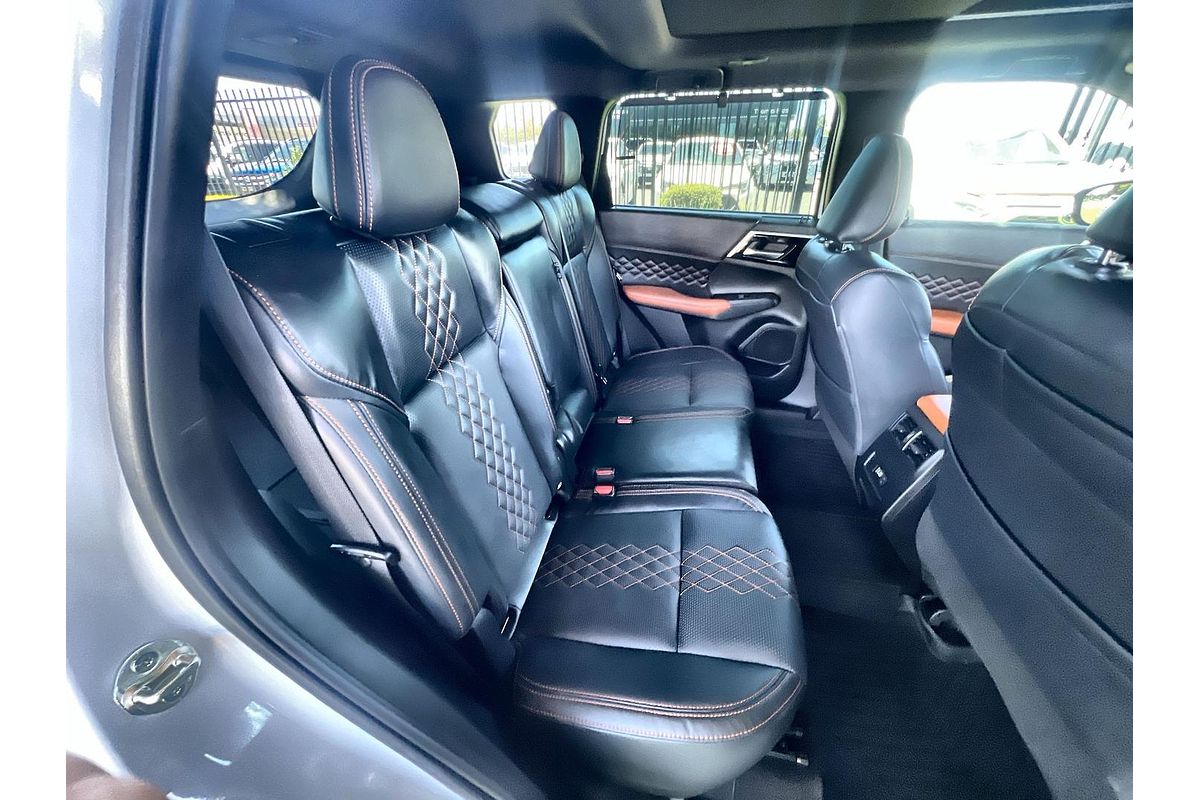 2022 Mitsubishi Outlander Exceed Tourer ZM