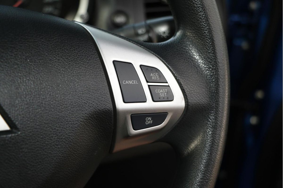 2015 Mitsubishi Lancer ES Sport CJ