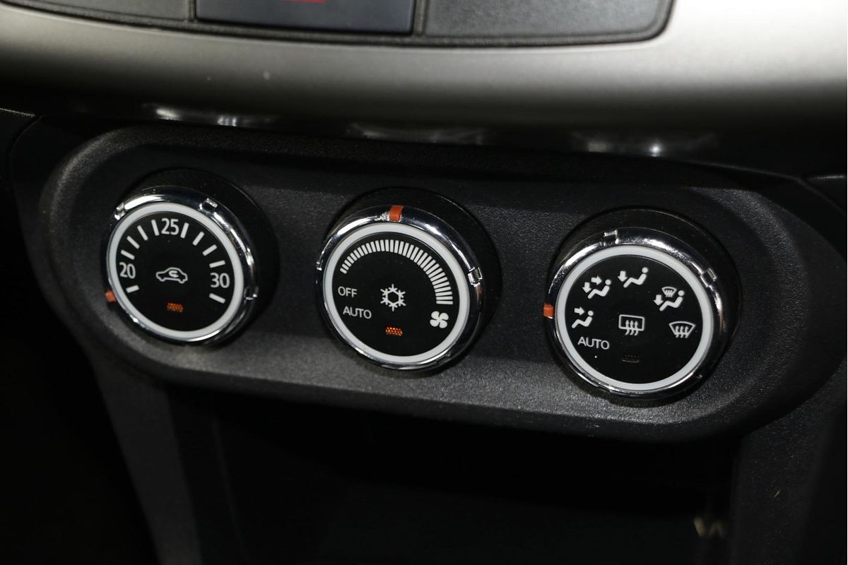 2015 Mitsubishi Lancer ES Sport CJ