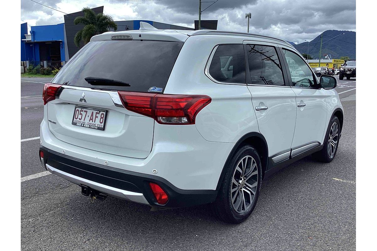 2017 Mitsubishi Outlander Exceed ZK