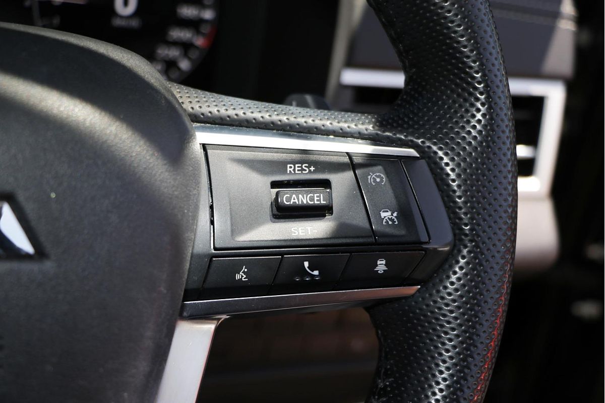 2022 Mitsubishi Outlander Exceed ZM