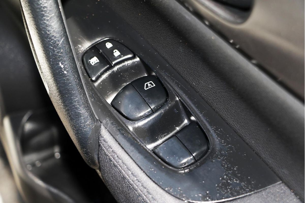 2015 Nissan QASHQAI ST J11