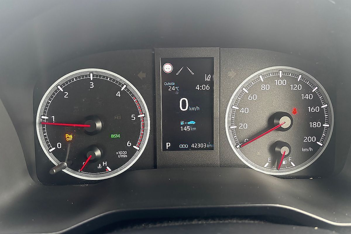 2020 Toyota Hiace Commuter GDH322R