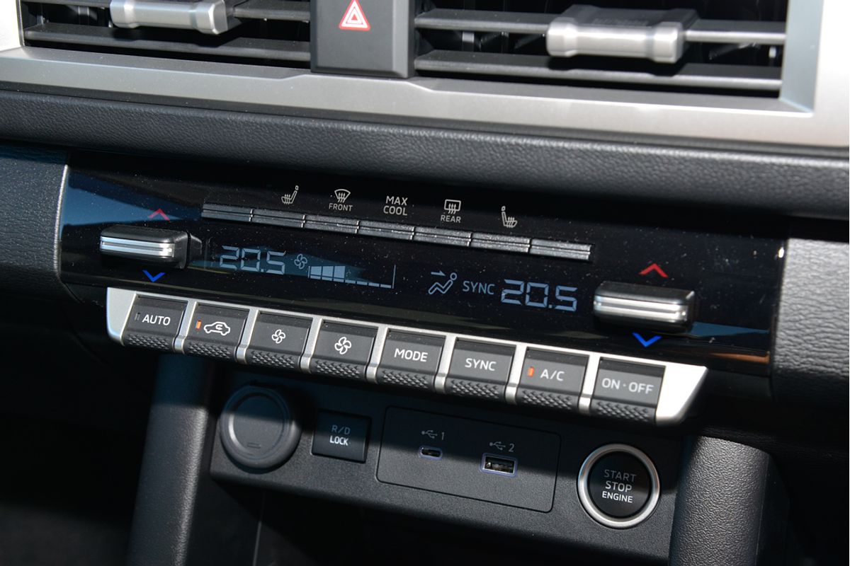 2024 Mitsubishi Triton GLS MV 4X4
