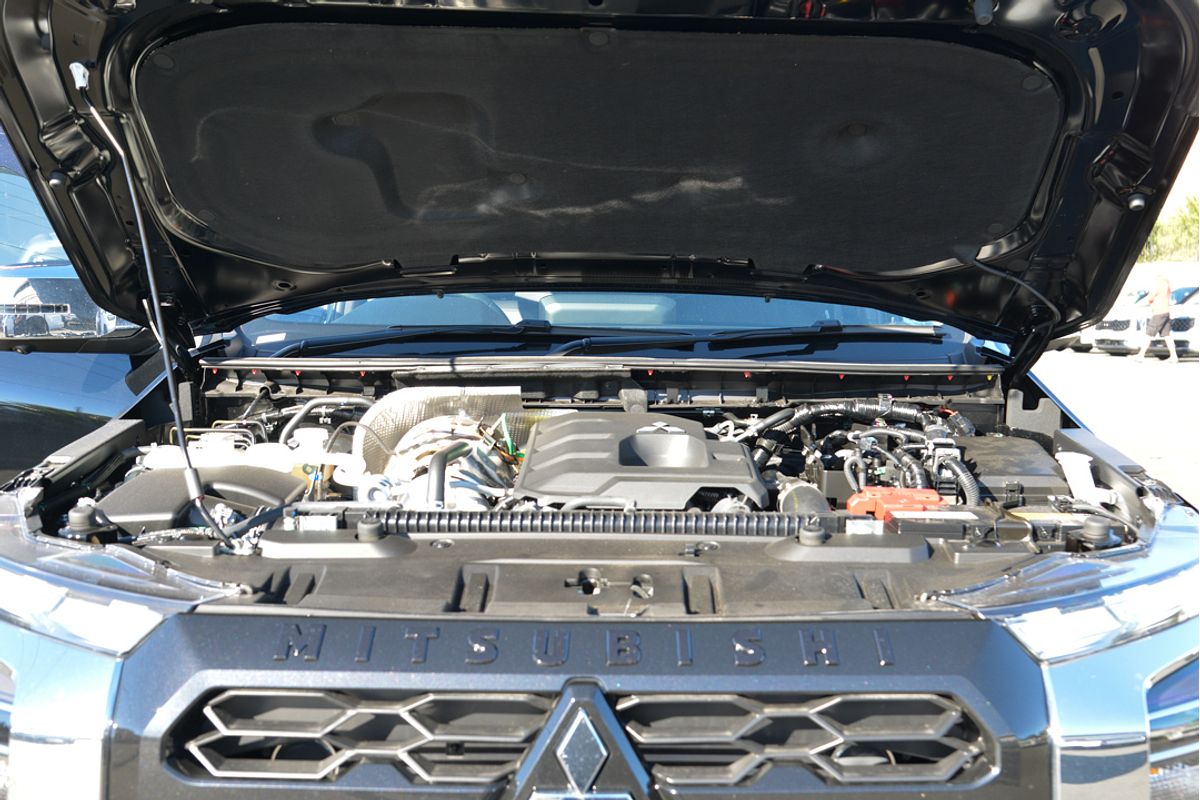 2024 Mitsubishi Triton GLS MV 4X4