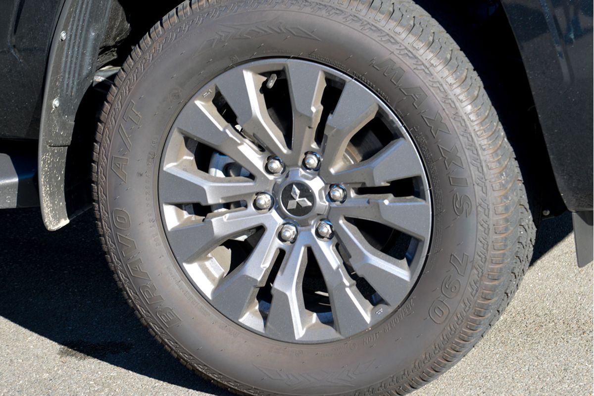 2024 Mitsubishi Triton GLS MV 4X4