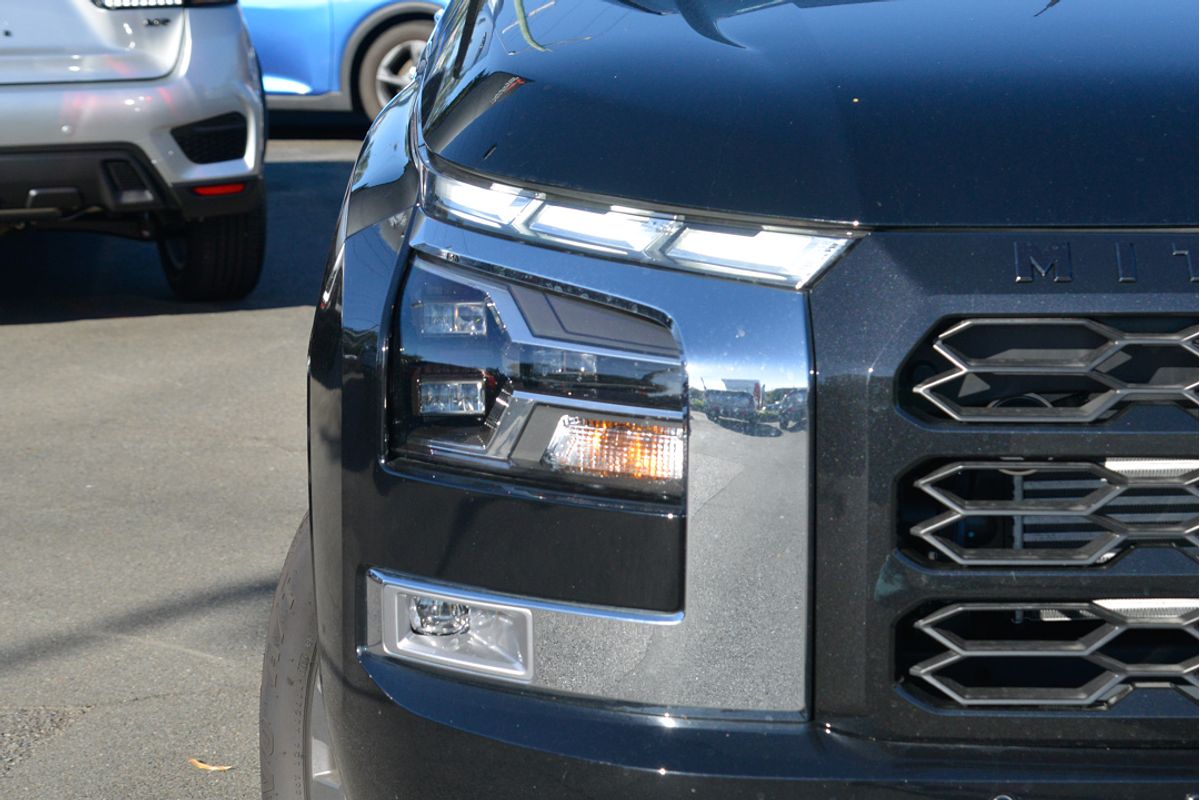 2024 Mitsubishi Triton GLS MV 4X4
