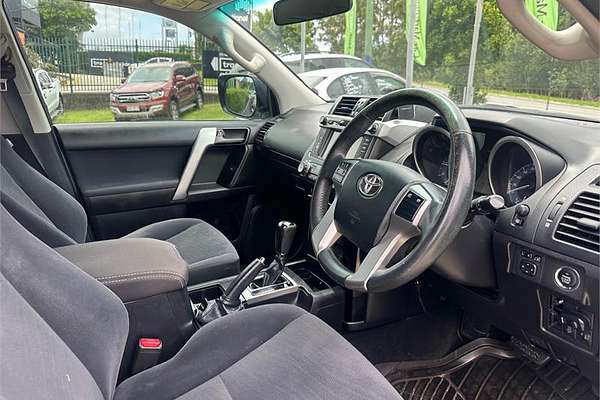 2013 Toyota LANDCRUISER PRADO GXL (4x4) KDJ150R 11 UPGRADE