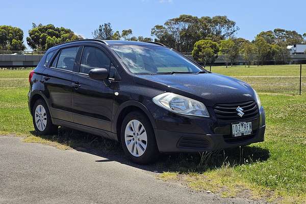 2014 Suzuki SX4 Crossover S GYA