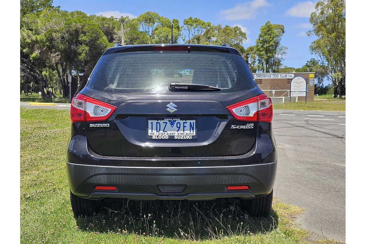 2014 Suzuki SX4 Crossover S GYA