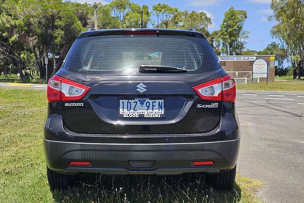 2014 Suzuki SX4 Crossover S GYA