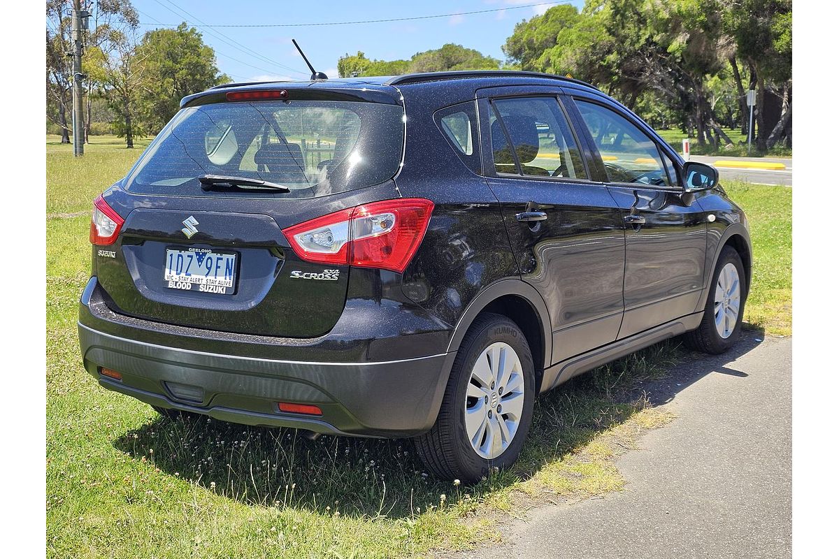 2014 Suzuki SX4 Crossover S GYA