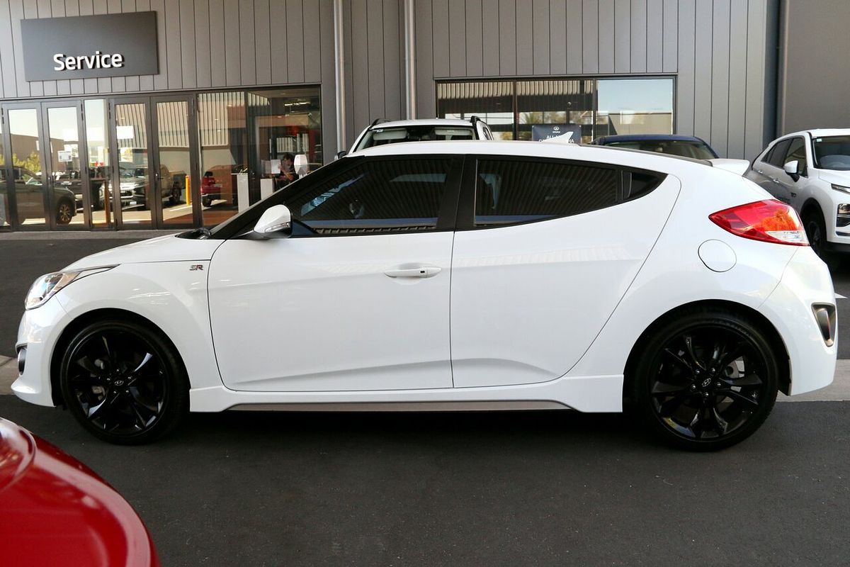 2015 Hyundai Veloster SR Turbo FS4 Series II