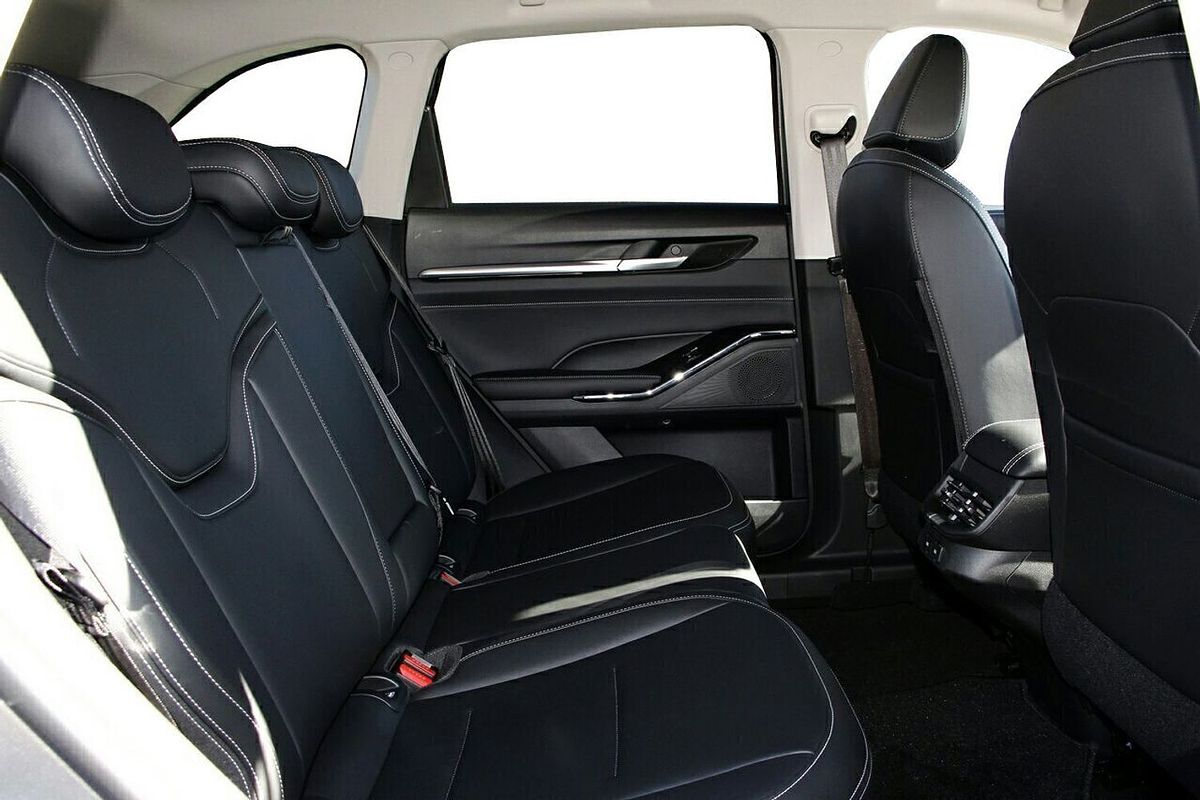 2024 GWM Haval H6 Lux Hybrid B01