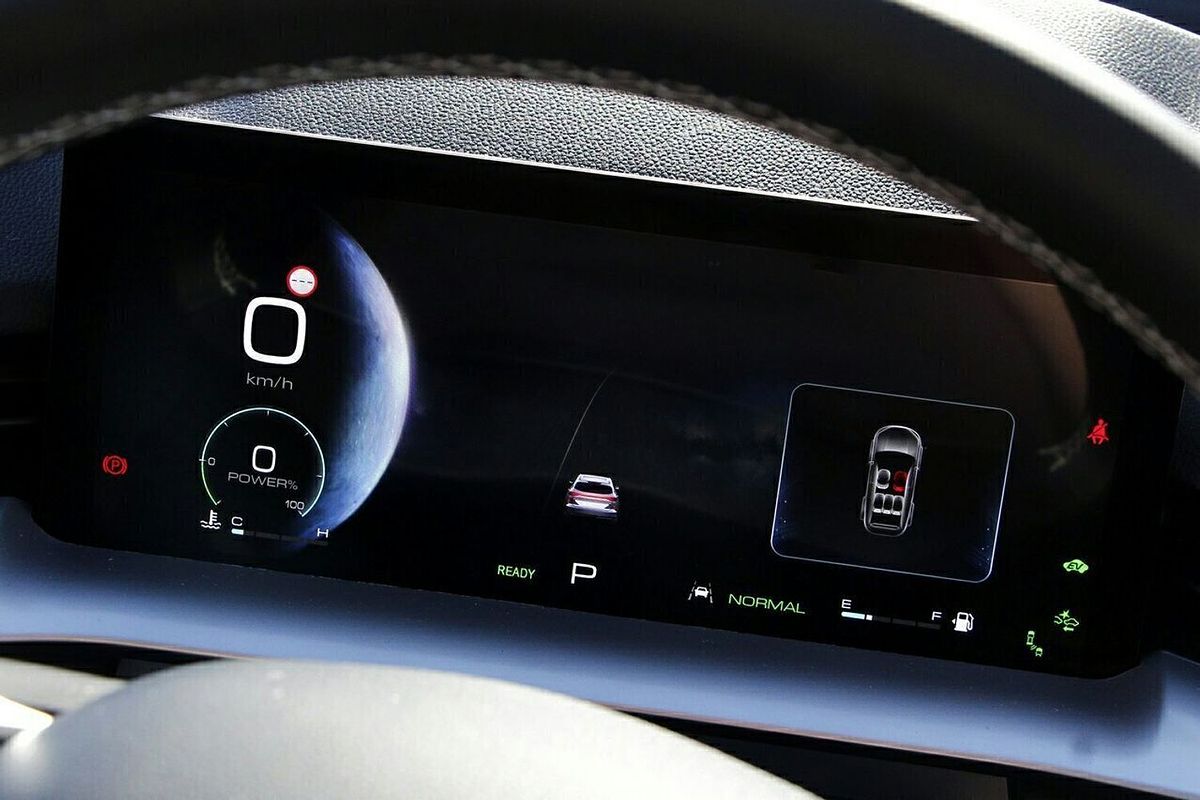 2024 GWM Haval H6 Lux Hybrid B01