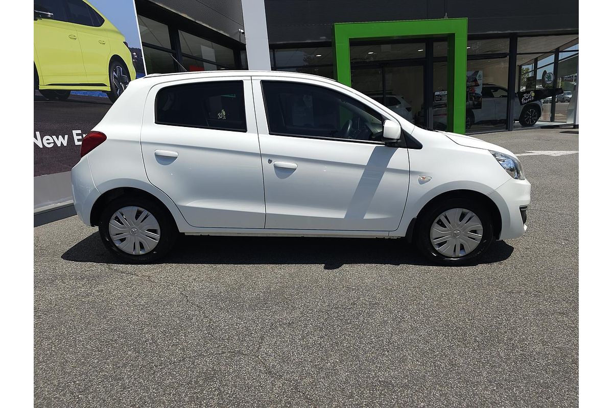 2017 Mitsubishi Mirage ES LA