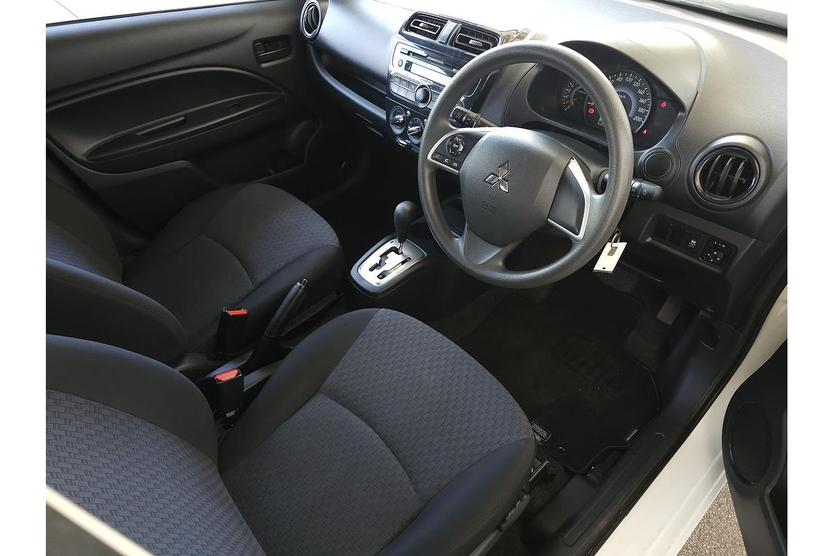 2017 Mitsubishi Mirage ES LA