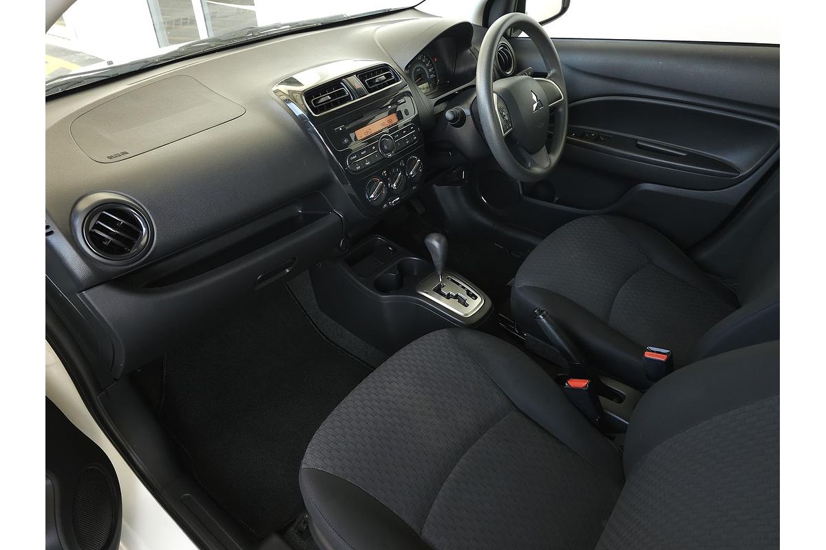 2017 Mitsubishi Mirage ES LA