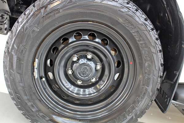 2018 Toyota Hilux SR GUN126R 4X4