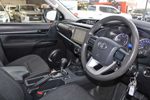 2018 Toyota Hilux SR GUN126R 4X4
