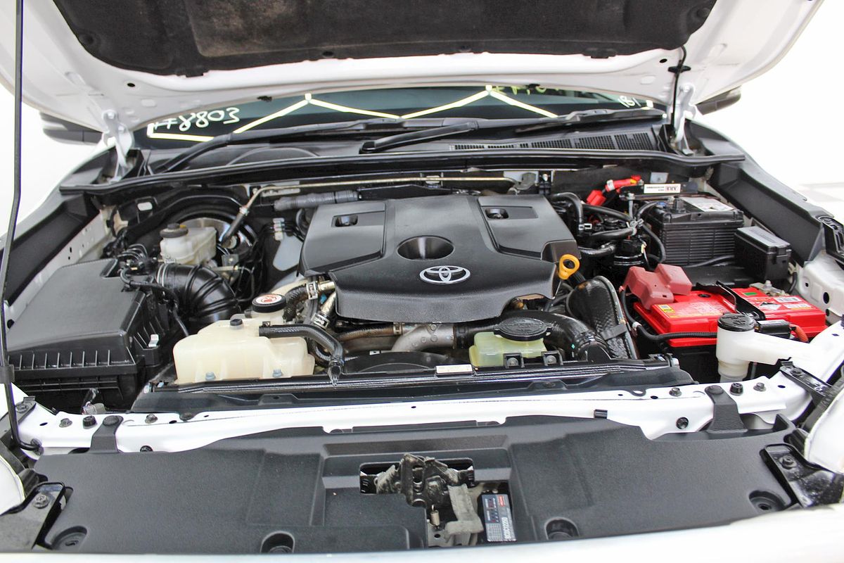 2018 Toyota Hilux SR GUN126R 4X4