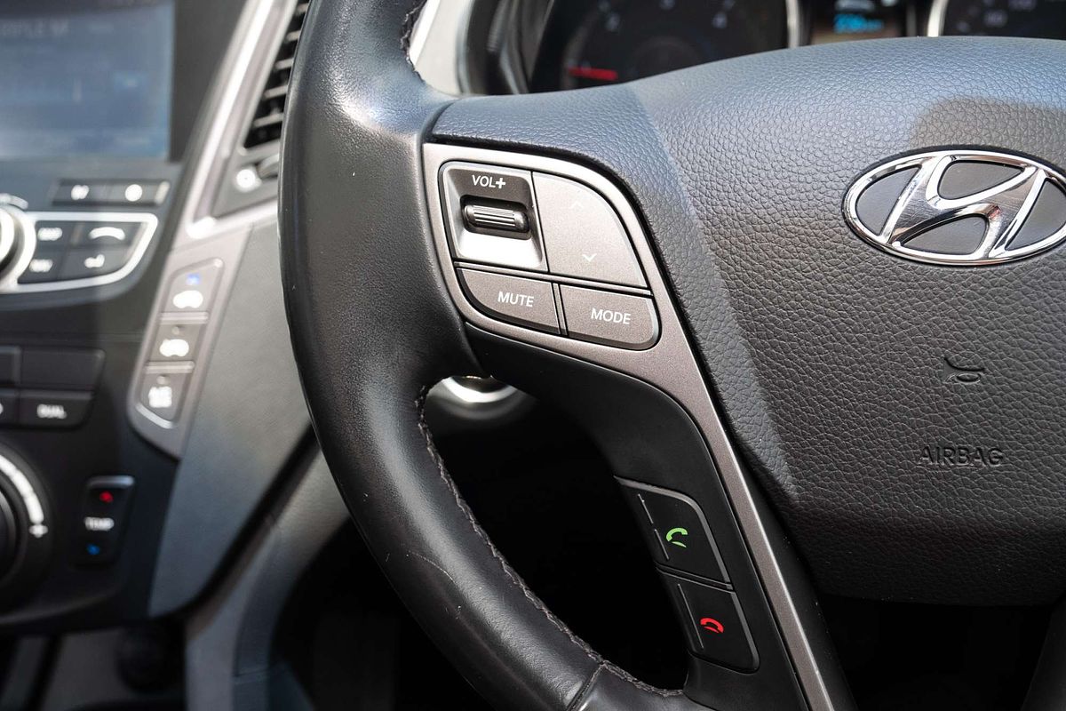 2014 Hyundai Santa Fe Highlander DM