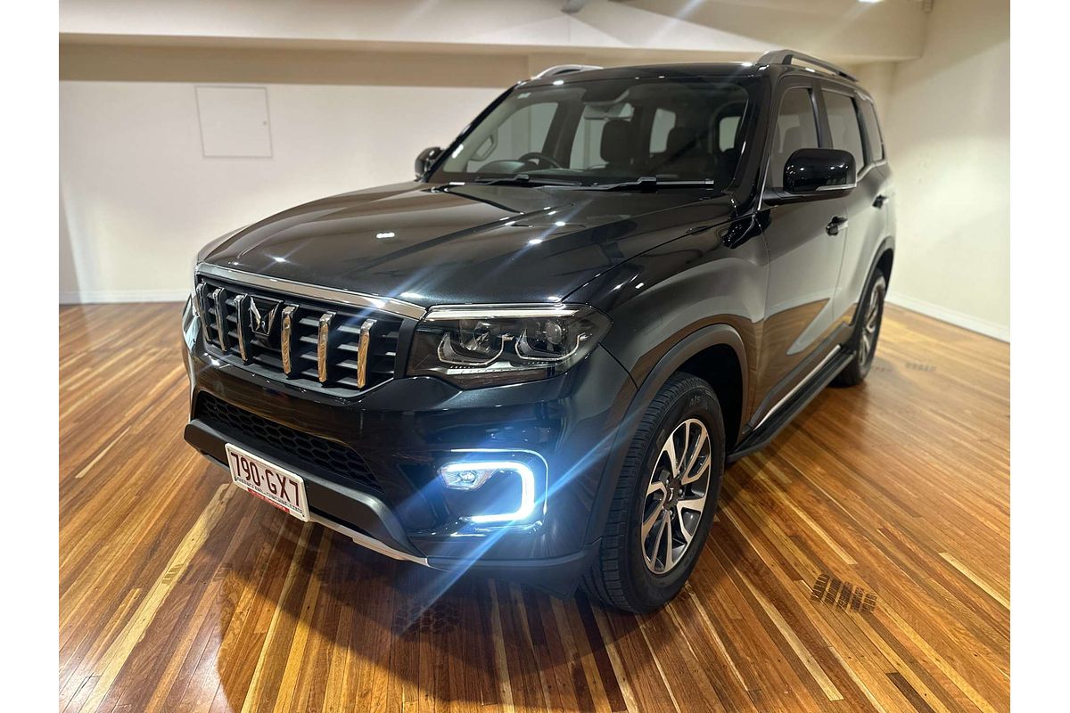 2023 Mahindra Scorpio Z8L