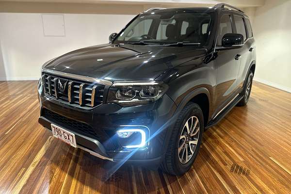 2023 Mahindra Scorpio Z8L