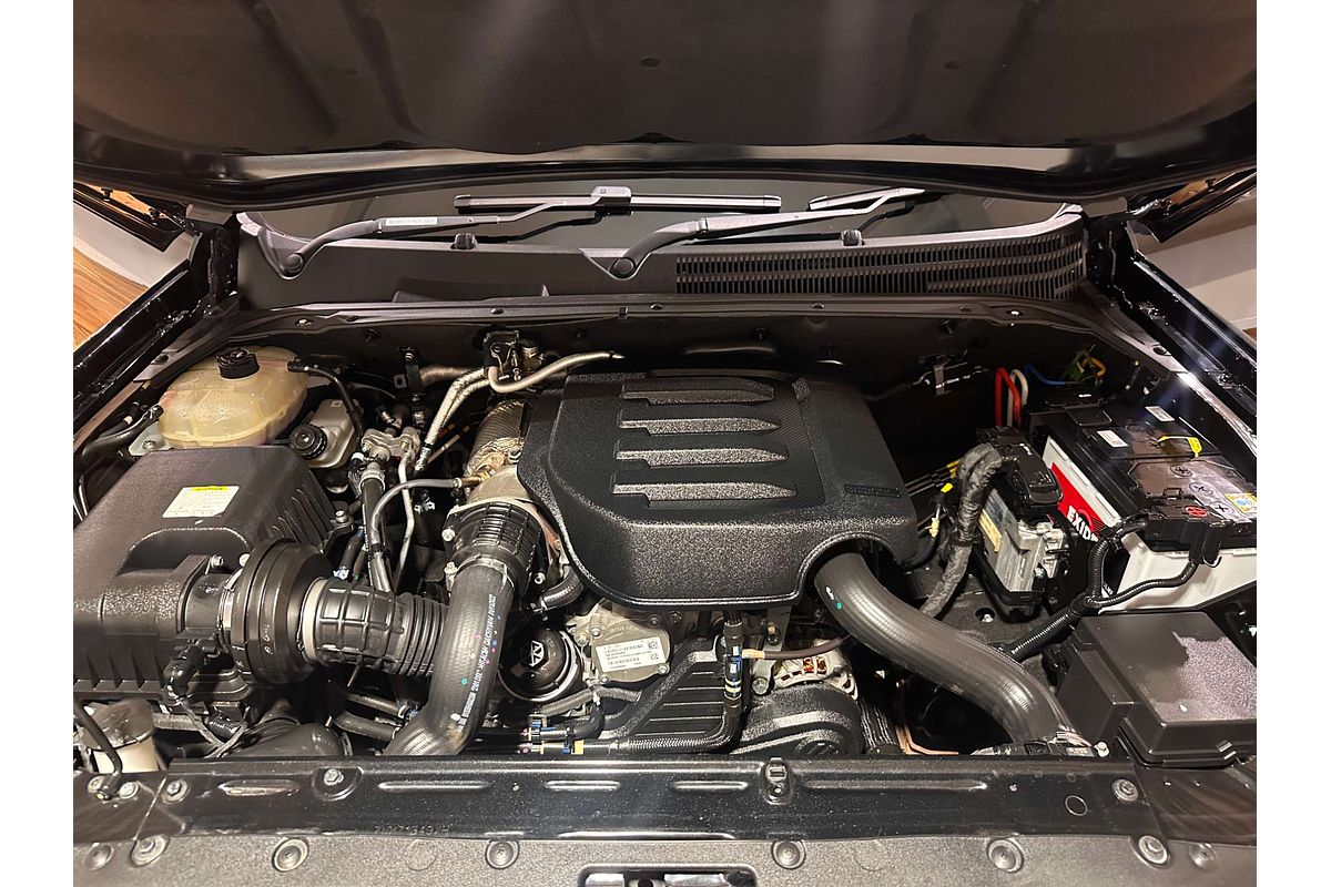 2023 Mahindra Scorpio Z8L