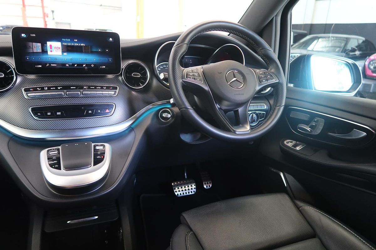 2022 Mercedes-Benz V-Class V300 d AMG Avantgarde 447