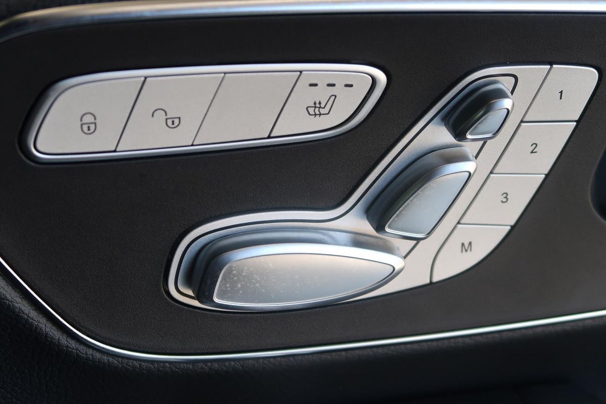 2022 Mercedes-Benz V-Class V300 d AMG Avantgarde 447