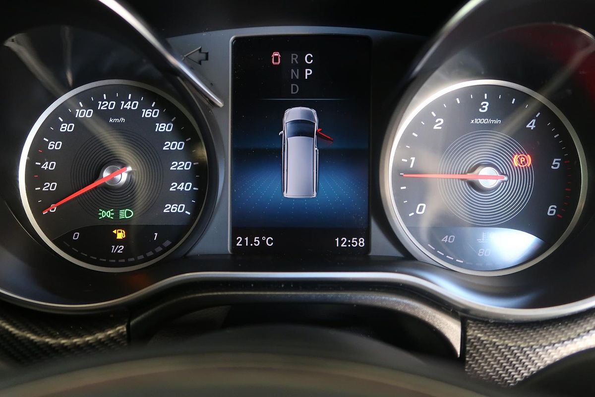 2022 Mercedes-Benz V-Class V300 d AMG Avantgarde 447