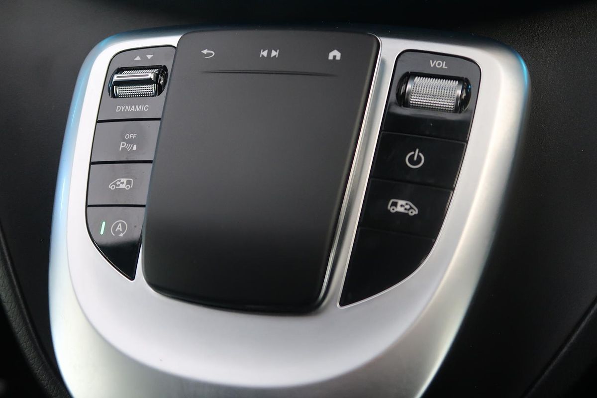 2022 Mercedes-Benz V-Class V300 d AMG Avantgarde 447