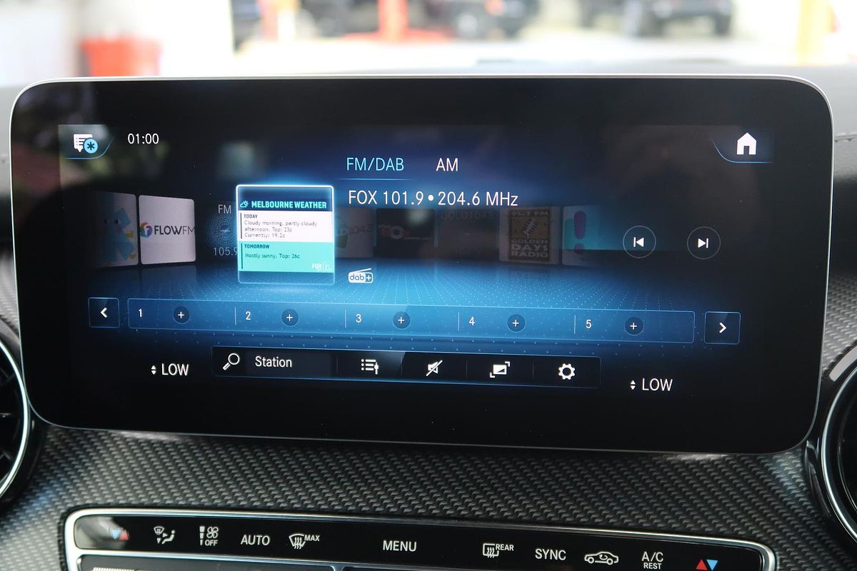 2022 Mercedes-Benz V-Class V300 d AMG Avantgarde 447