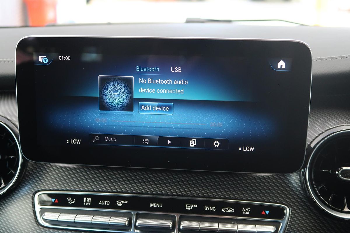 2022 Mercedes-Benz V-Class V300 d AMG Avantgarde 447