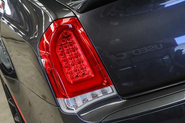 2021 Chrysler 300 SRT Core LX